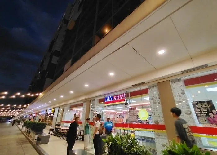 Shore Residences With 2 Bedrooms With Balcony I 10 Minutes To Mall Of Asia, 20 Minutes To Naia Airport I For Family And Groups Apartment