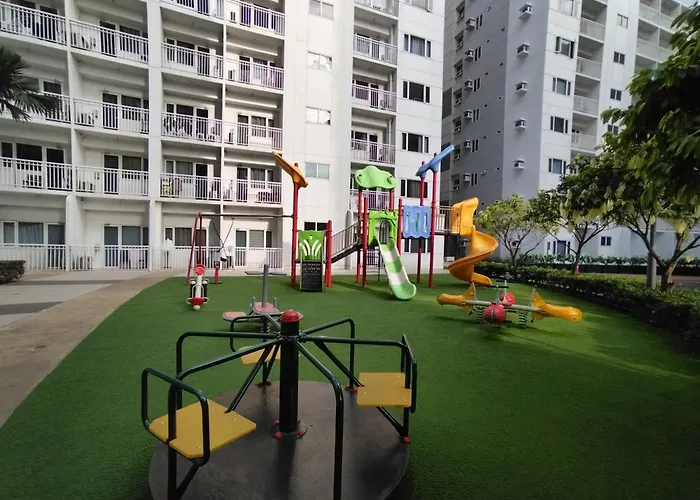 Shore Residences With 2 Bedrooms With Balcony I 10 Minutes To Mall Of Asia, 20 Minutes To Naia Airport I For Family And Groups Apartment Manila