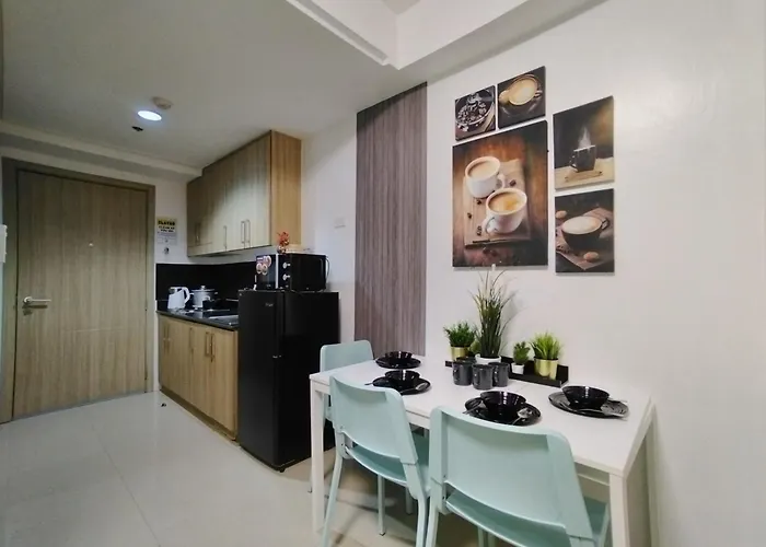 Shore Residences With 2 Bedrooms With Balcony I 10 Minutes To Mall Of Asia, 20 Minutes To Naia Airport I For Family And Groups