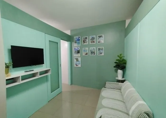 Shore Residences With 2 Bedrooms With Balcony I 10 Minutes To Mall Of Asia, 20 Minutes To Naia Airport I For Family And Groups Apartment